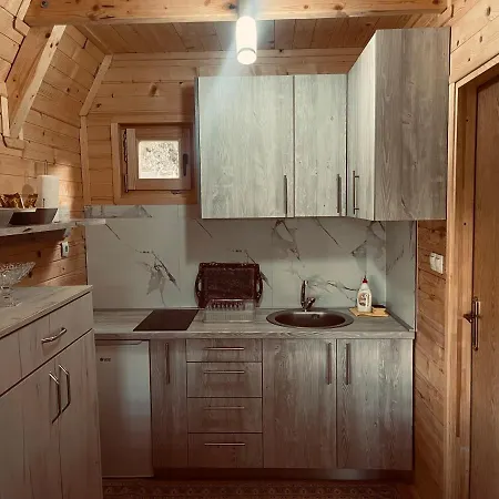 Vakantiehuis Vikendica Vidikovac Na Piramidi Sunca